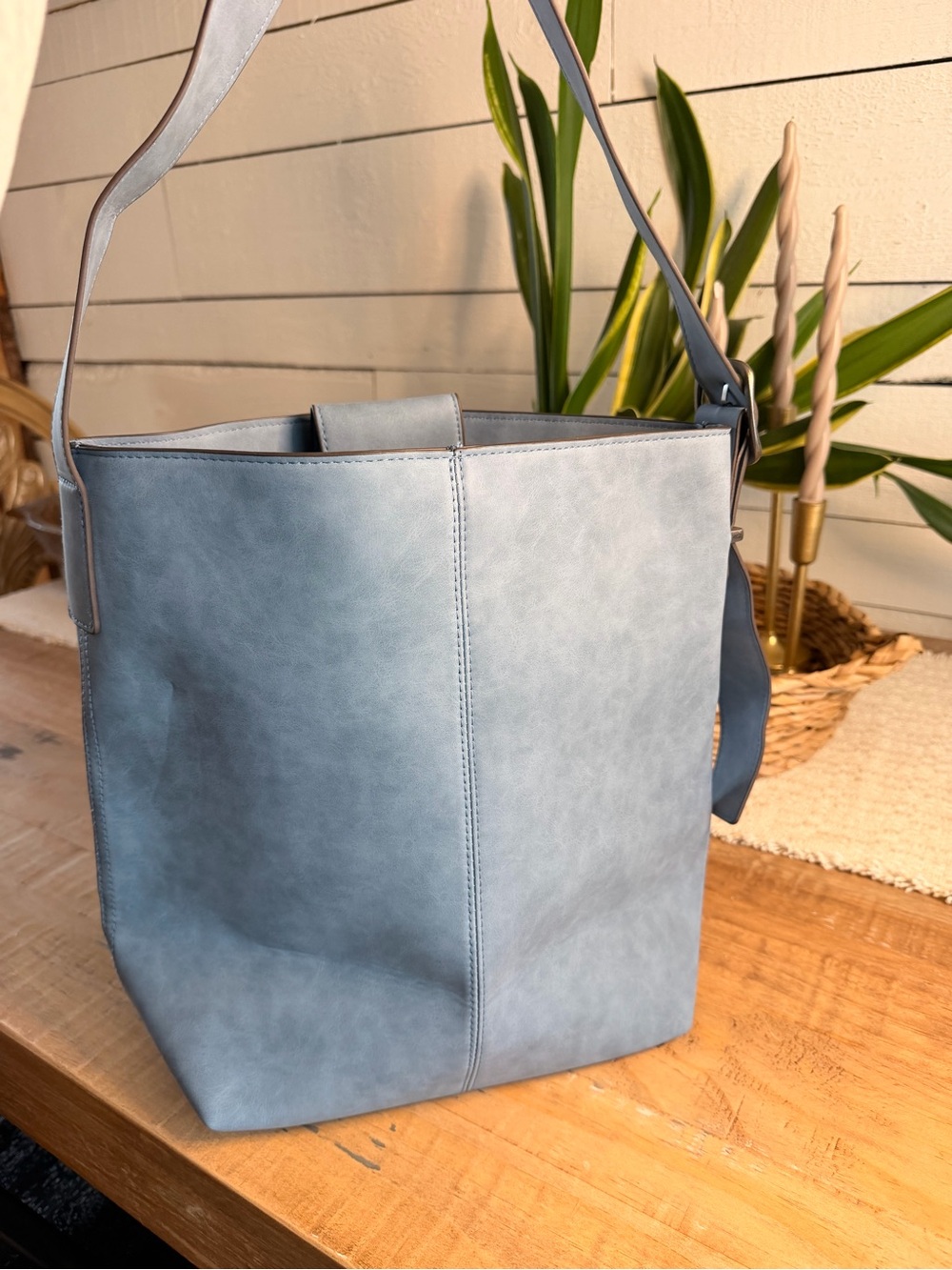 Light Blue Women’s Shoulder Bag